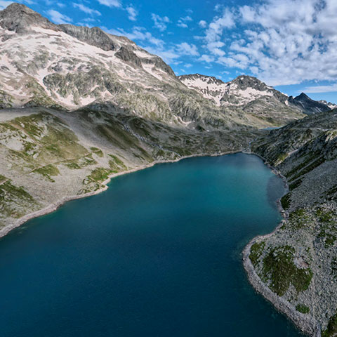 Vue sur le lac depuis le refuge des Sept Laux